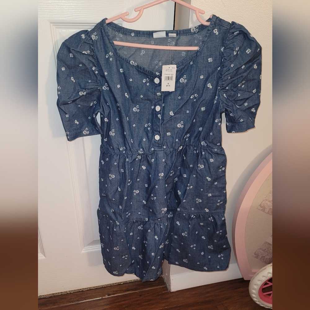 Spring dress - Picture 2 of 2